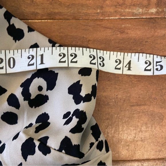 Monteau Black and Cream Patterned Top - Picture 6 of 6